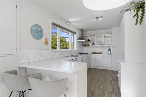 Photo of property in 196 Cashmere Road, Hoon Hay, Christchurch, 8025