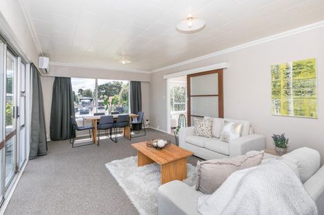 Photo of property in 8a Tanekaha Place, Pukete, Hamilton, 3200