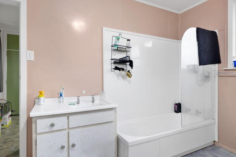 Photo of property in 53 Kapuni Street, Manaia, 4612