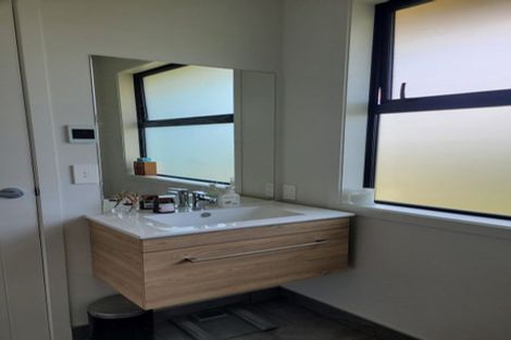 Photo of property in 11 Mcleod Avenue, Wanaka, 9305