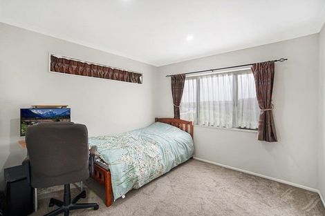 Photo of property in 1 Geranium Avenue, Flat Bush, Auckland, 2019