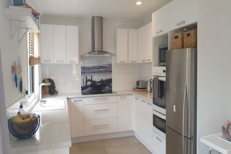 Photo of property in 21b Golf Road, Mount Maunganui, 3116