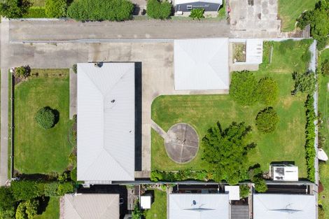 Photo of property in 10 Neeve Road, Taradale, Napier, 4112