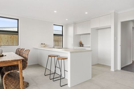 Photo of property in 19a Cowell Crescent, Pyes Pa, Tauranga, 3112