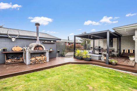 Photo of property in 11 Marlene Street, Casebrook, Christchurch, 8051