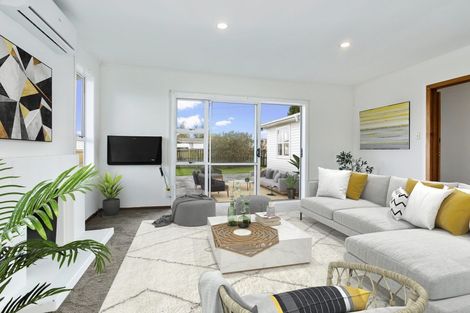 Photo of property in 2 Hinau Road, Mangere Bridge, Auckland, 2022
