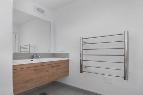 Photo of property in 34 Tukari Lane, Mangere Bridge, Auckland, 2022