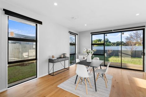 Photo of property in 5 Bargrove Close, Halswell, Christchurch, 8025