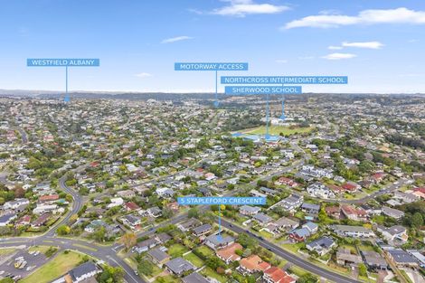 Photo of property in 5 Stapleford Crescent, Browns Bay, Auckland, 0630