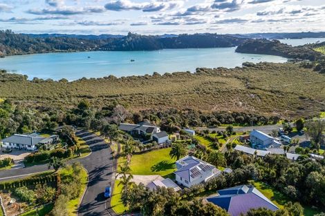 Photo of property in 3 Lichen Grove, Russell, 0272