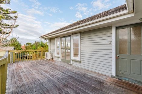 Photo of property in 34 Christmas Road, Manurewa, Auckland, 2102