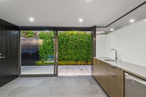 Photo of property in 68 Garden Road, Merivale, Christchurch, 8014