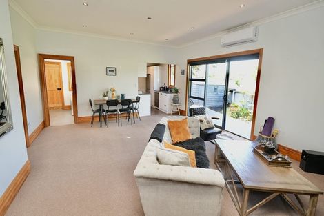 Photo of property in 73a Savage Crescent, West End, Palmerston North, 4412