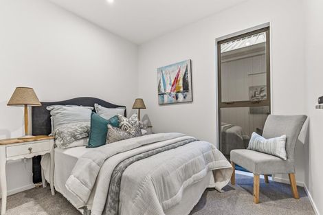 Photo of property in 21 Paretao Street, Massey, 0614