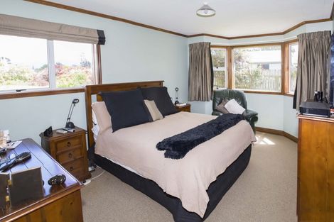 Photo of property in 3 Maclaurin Street, Dannevirke, 4930