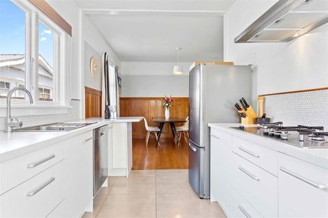 Photo of property in 8 Frankleigh Street, Somerfield, Christchurch, 8024