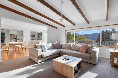 Photo of property in 18 Marion Street, Macandrew Bay, Dunedin, 9014