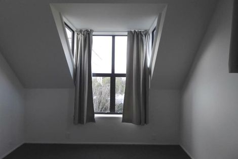 Photo of property in 80u2 Hobson Street, Thorndon, Wellington, 6011