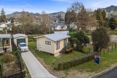 Photo of property in 2 Massey Street, Te Kuiti, 3910