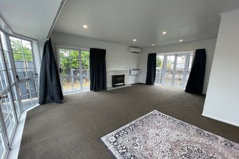Photo of property in 43 Hallberry Road, Mangere East, Auckland, 2024