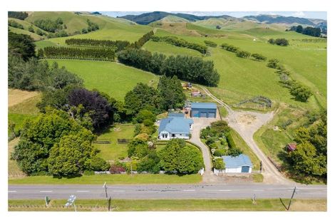 Photo of property in 54 Alfredton Road, Eketahuna, 4900
