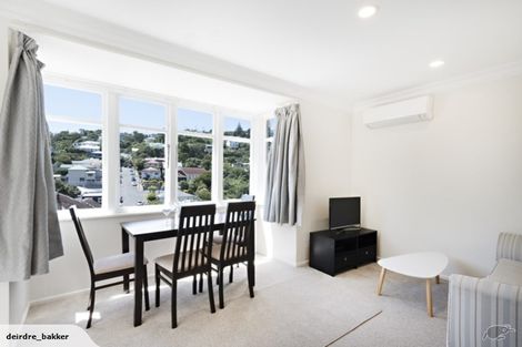 Photo of property in 2 Kopiko Way, Brooklyn, Wellington, 6021