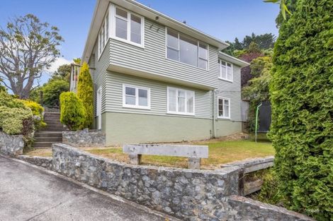 Photo of property in 10 Hill Grove, Naenae, Lower Hutt, 5011