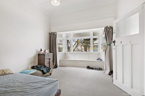 Photo of property in 95 Roxburgh Street, Mount Victoria, Wellington, 6011