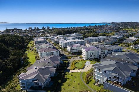 Photo of property in 152 Landmark Terrace, Orewa, 0931