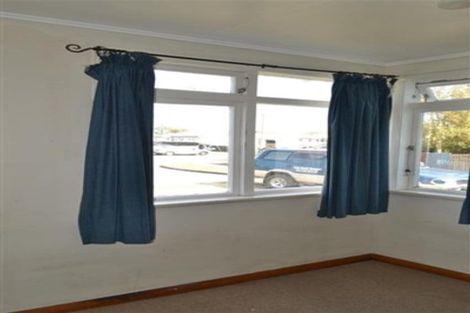 Photo of property in 19 Forth Street, Levin, 5510