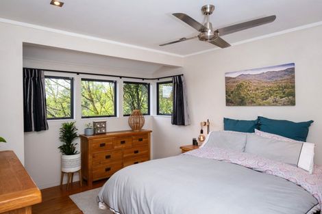 Photo of property in 5 Keith Sands Grove, Havelock North, 4130