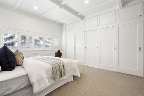 Photo of property in 2/40a Norwood Road, Bayswater, Auckland, 0622