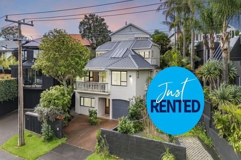 Photo of property in 1/62 Wairoa Road, Narrow Neck, Auckland, 0624