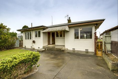 Photo of property in 1102 Heretaunga Street East, Parkvale, Hastings, 4122