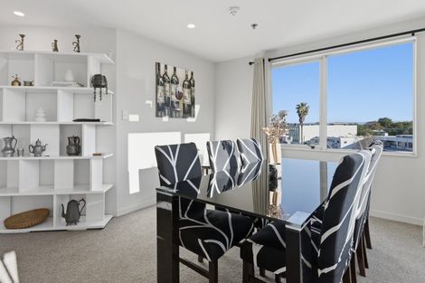 Photo of property in 6 Durham Street, Tauranga, 3110