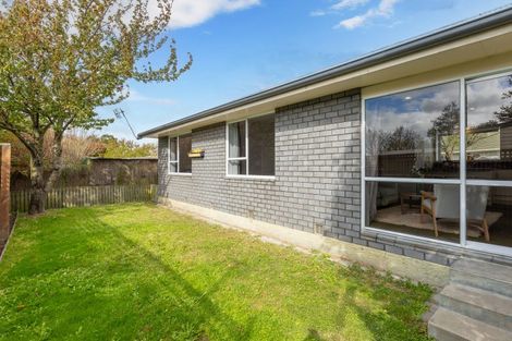 Photo of property in 2/64 Mackworth Street, Woolston, Christchurch, 8062
