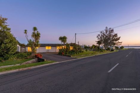 Photo of property in 20 Willow Avenue, Hannahs Bay, Rotorua, 3010