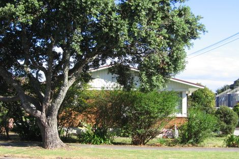 Photo of property in 1/26 Bute Road, Browns Bay, Auckland, 0630