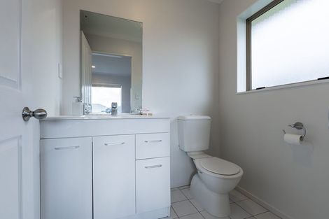 Photo of property in 21 Mili Way, Ranui, Auckland, 0612