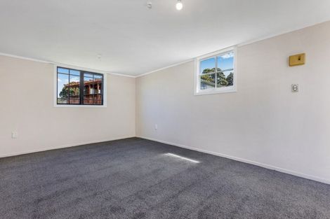 Photo of property in 10 James Road, Manurewa, Auckland, 2102