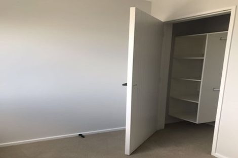 Photo of property in 87 Bordeaux Parade, Te Atatu South, Auckland, 0610