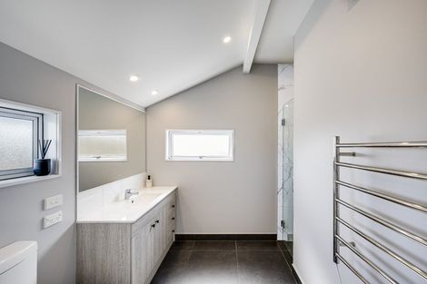 Photo of property in 35 Holyrood Street, Taradale, Napier, 4112