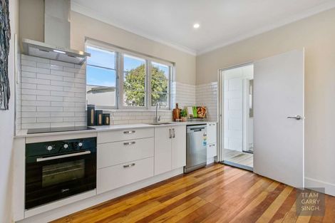 Photo of property in 9 Ballance Avenue, Papatoetoe, Auckland, 2104