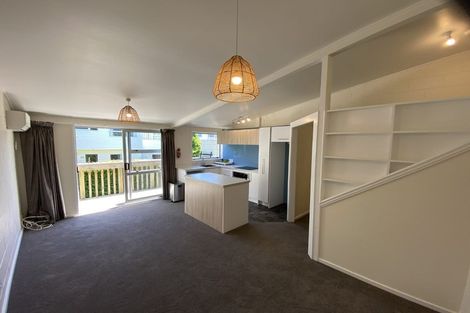Photo of property in 23f4 Collins Avenue, Tawa, Wellington, 5028