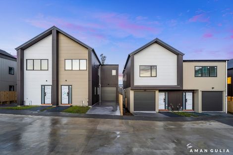 Photo of property in 26-28 Pomaria Road, Henderson, Auckland, 0610