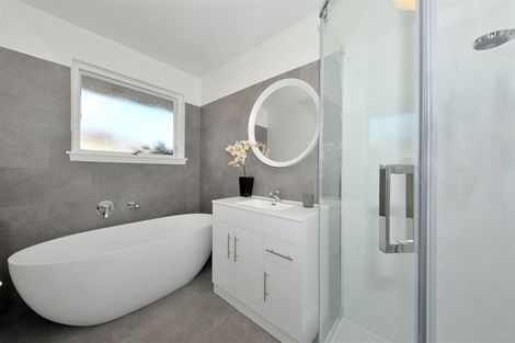 Photo of property in 224 Waimairi Road, Ilam, Christchurch, 8041