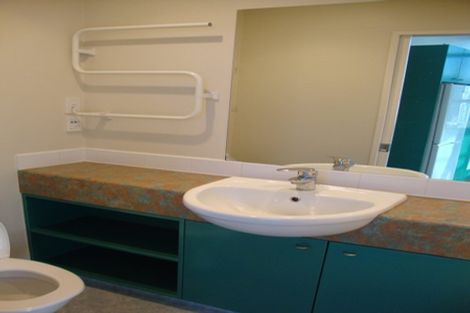 Photo of property in Hume House, 29/152u The Terrace, Wellington Central, Wellington, 6011