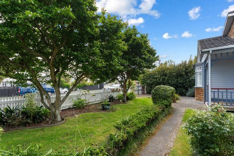 Photo of property in 284 Waiwhetu Road, Fairfield, Lower Hutt, 5011