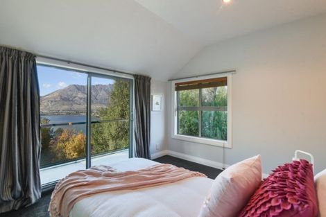 Photo of property in 2 Nugget Knob, Queenstown, 9300