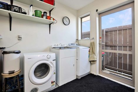 Photo of property in 21 Cox Street, Ashburton, 7700
